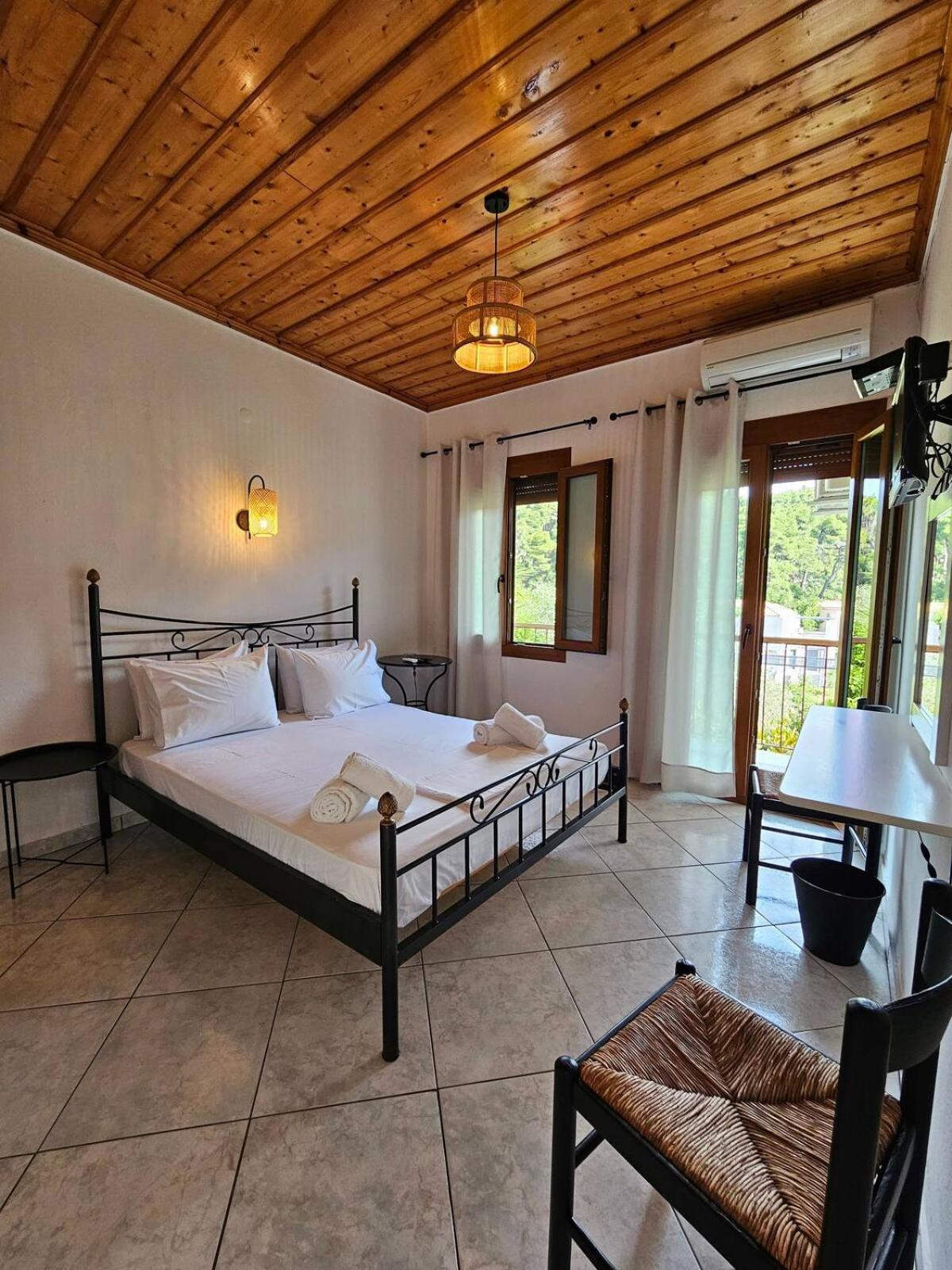 The Pine Trees Aparthotel Agnontas Ngoại thất bức ảnh