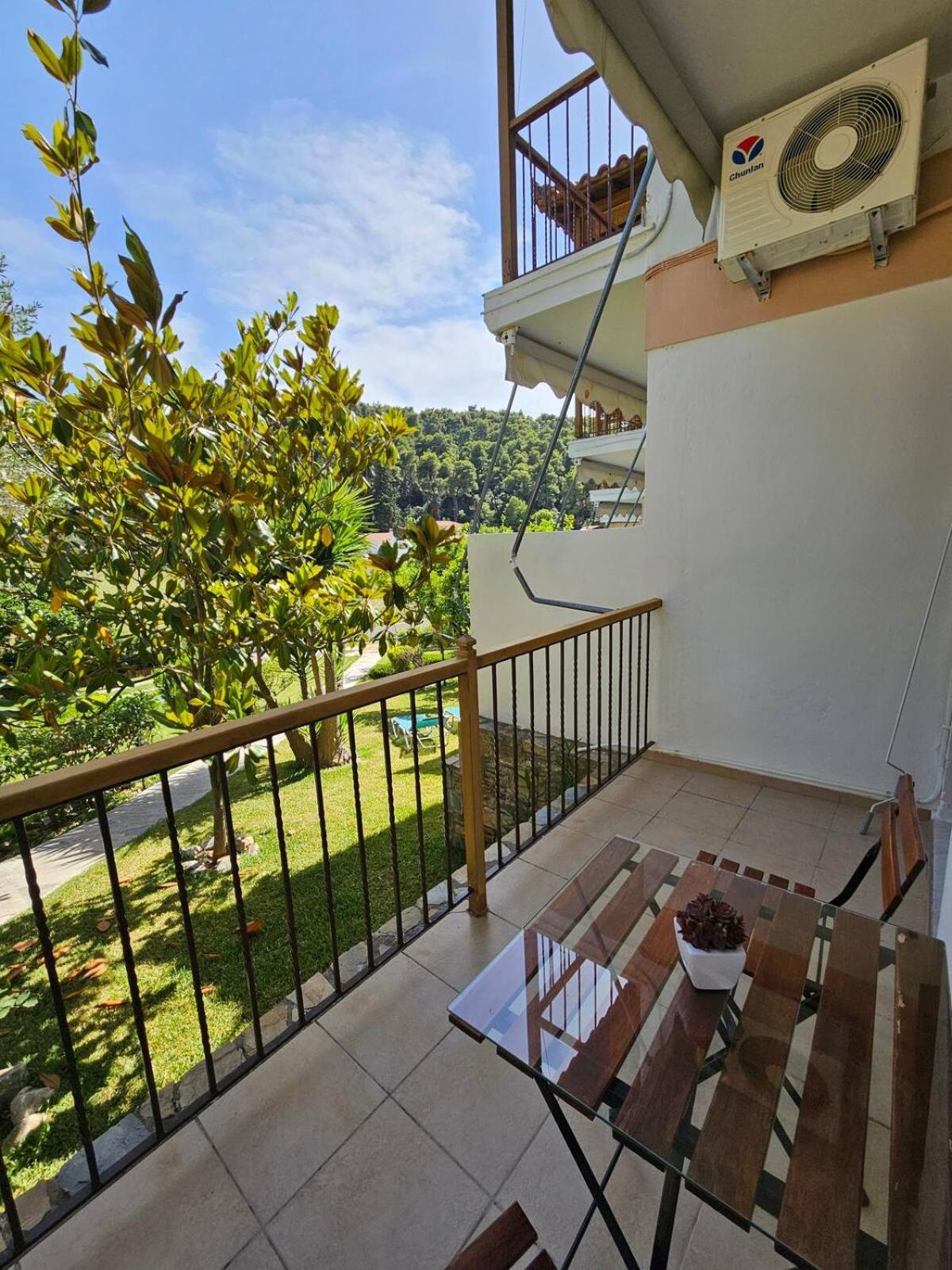 The Pine Trees Aparthotel Agnontas Ngoại thất bức ảnh